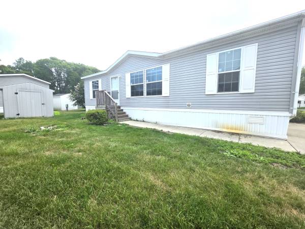 Rent this RANCH HOME at 436 Flamingo, Rochester Hills - seniors - apts/housing for rent - apartment rent picture