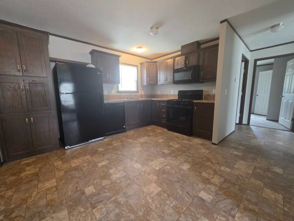 Rent this RANCH HOME at 436 Flamingo, Rochester Hills - seniors - apts/housing for rent - apartment rent picture