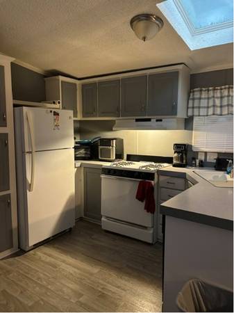43266 Bonaparte Ave, #124 - Mobile/Manufactured Home For Only $10,000! - real estate - by broker - apartment real... picture