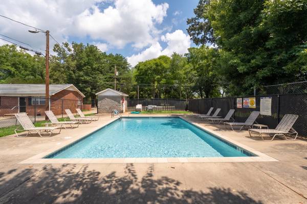 Phoenix Villas Apartments Near Downtown Elon - apts/housing for rent - apartment rent