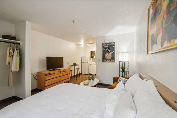 Raleigh Apartments with $1,050 in Savings - apts/housing for rent - apartment rent