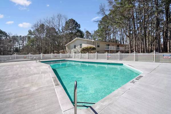 A fresh take on living: Explore our 1 BR, 650 Sq Ft spaces. - apts/housing for rent - apartment rent picture