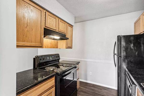 A fresh take on living: Explore our 1 BR, 650 Sq Ft spaces. - apts/housing for rent - apartment rent picture