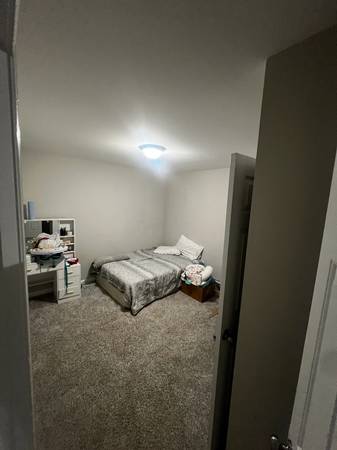 Perfect for single families and, lot of land to enjoy outside duties. - apts/housing for rent - apartment rent -... picture