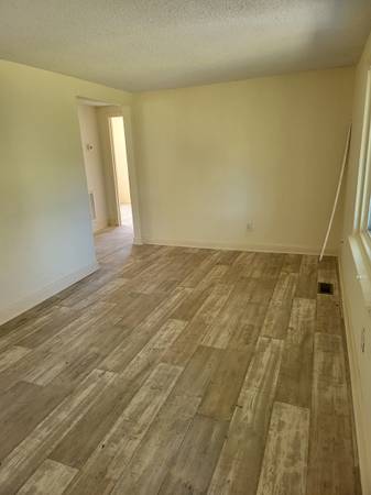 Cute home near NCSU - apts/housing for rent - apartment rent picture
