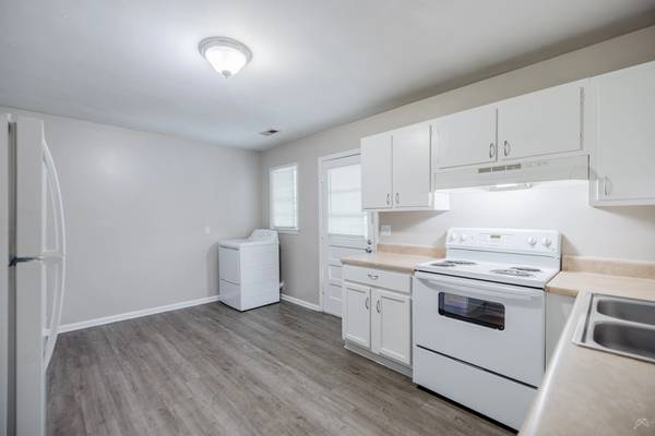 FOREST POINTE APARTMENTS - 🔥 MOVE IN SPECIAL + Reduced Rates - apts/housing for rent - apartment rent