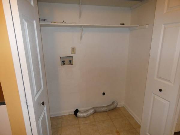1 Story 2 Bdrm 2 Full Baths Townhouse Off Capital Blvd/Old Buffalo - apts/housing for rent - apartment rent picture
