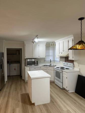 Detached Hedingham 3br home for rent - apts/housing for rent - apartment rent picture