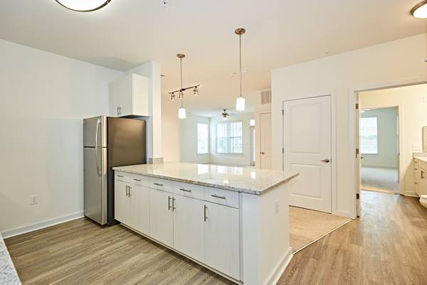 Fall in love where you live! - apts/housing for rent - apartment rent picture