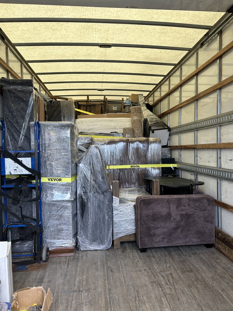 The Movers Moving picture