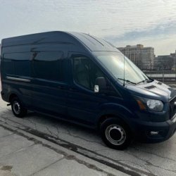 Driver with his own van/Ford Transit (Des Plaines) picture